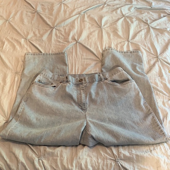 Pre-💙 RubyRoad Sz-10 Lightweight Denim-Awesome Capris w/Decorative Braided Legs - Picture 4 of 16